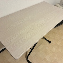 【受付終了】折りたたみテーブルの画像