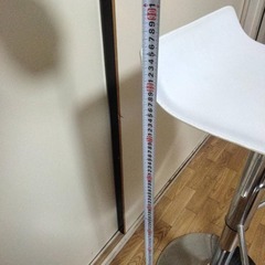 ホワイトレザー バーチェアの画像