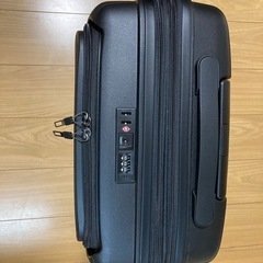 キャリーバッグの画像