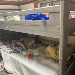 二段ベッドの画像