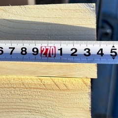 【薄め木材】2700ミリ前後　1本150円　100本　胴縁　DIY 壁　イノベ　リフォーム　④の画像