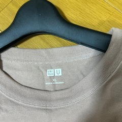 UNIQLO Tシャツの画像