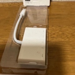 Apple iPhone　Lightning−VGAアダプタの画像