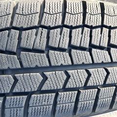 スタッドレスタイヤの画像