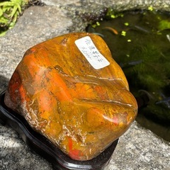 水石「佐渡黄玉石」の画像