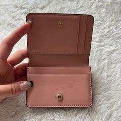TORY BURCH 名刺入れ カードケース ベージュ&ピンクの画像