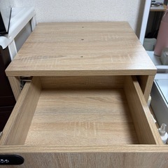 木製引き出し鍵つき付きの画像