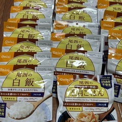 防災食（アルファ米、レトルト食品）39個の画像