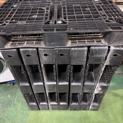 バラ売り可能です　プラスチックパレット　プラパレ　DIY🛠️園芸🧑‍🌾の画像