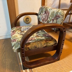 思いやり座敷椅子 高座椅子 木製座椅子 花柄 レトロの画像
