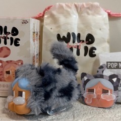 未開封？ POP MART WILD CUTIE cry baby フィギュア キーホルダーの画像