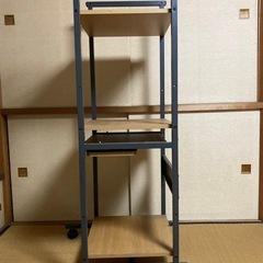 中古品パソコンラックの画像