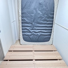 ダブルベッド　美品　低床タイプの画像
