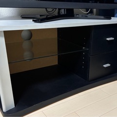 テレビ台の画像
