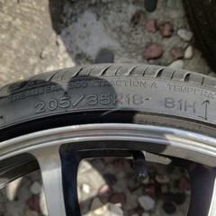 タイヤ　ホイール　四本　普通車の画像