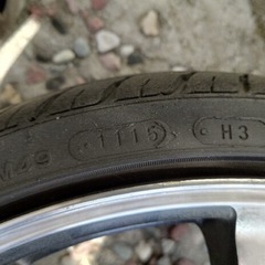 タイヤ　ホイール　四本　普通車の画像