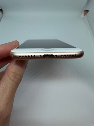 【やや使用感あり】iPhone 8 ピンクゴールド SIMフリー  64GB／バッテリー77%／動作確認済み