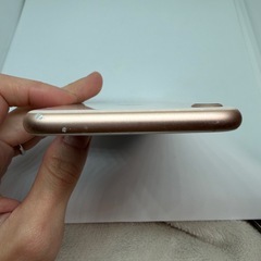 【やや使用感あり】iPhone 8 ピンクゴールド SIMフリー  64GB／バッテリー77%／動作確認済みの画像