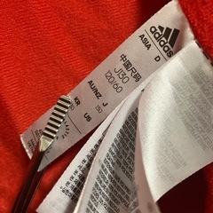 Adidas 暖かフードジャケット【黒×赤リバー】size・130の画像