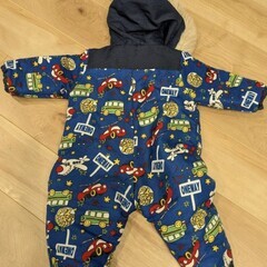 ジャンプスーツの画像