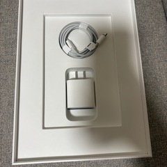 Apple iPad第9世代 256GB 純正キーボード付きの画像