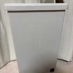 ニトリ　ゴミ箱の画像