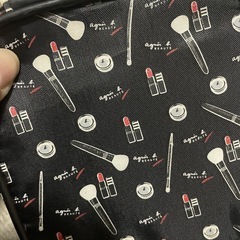 アニエスベーのコスメ柄ポーチです☺️の画像