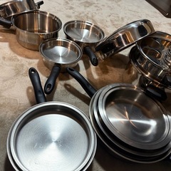 Amway QUEEN(全種類ではありません) の画像