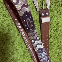 🐎味わい深く渋い存在感✨ヴィンテージウエスタンレザーベルト🤠男のこだわり一本！の画像