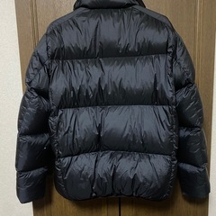 【Y00062】UNIQLO（ユニクロ）ウルトラライトダウン　ボリュームジャケット　Mの画像