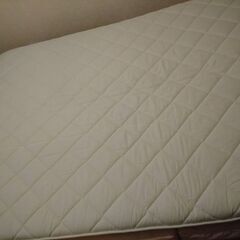 ファミリー布団つながる布団　マットレスと敷布団の画像