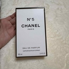 香水　Chanel シャネル N°5の画像