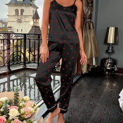 サテン生地 部屋着 上下セット 黒 ハート柄の画像