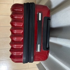 OUTDOOR スーツケース　赤の画像