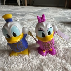 ディズニー35周年 カプセルトイ ドナルド デイジーの画像