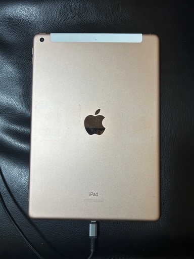 売れました iPad 7世代 32GB  中古