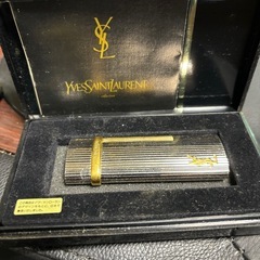 カルティエ、サンローランガスライターの画像