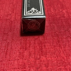 ジルスチュアート、リップカラー06の画像