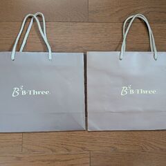 ショッピングバッグ　アパレル系4種類の画像