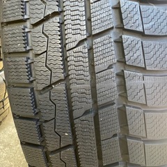2022年製　スタッドレスタイヤ　225/65R17の画像