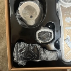 MEGA BEAUTY 美顔器 本体・充電器・説明書付きの画像