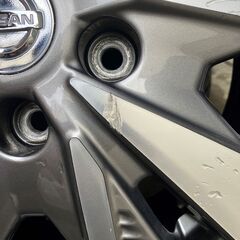 セレナ　純正ホイール+スタッドレスタイヤの画像