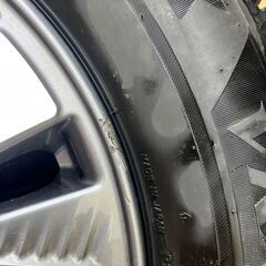 セレナ　純正ホイール+スタッドレスタイヤの画像