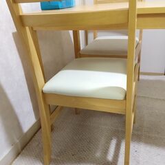 食卓+椅子2脚セット(無料)の画像