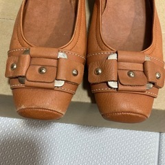TRU TRUSSARDI23.5センチの画像