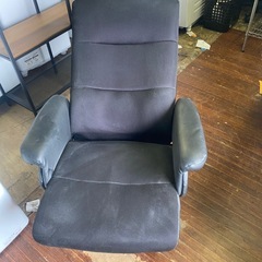 パーソナルチェア(Dメッシュ BK) オートマンつき付きの画像