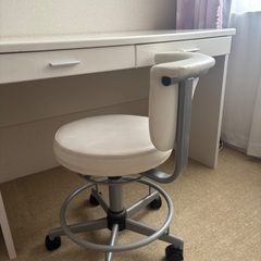 【3点セット】ホワイト デスク キャスター付チェスト キャスター付チェアの画像