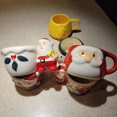 クリスマス、サンタクロース等デザートカップ6個の画像