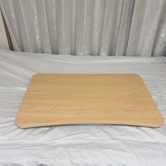 昇降テーブルの画像