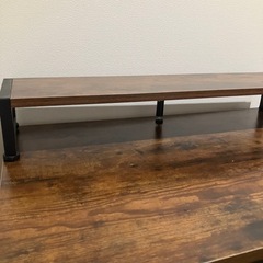 モニターラック付きPCデスクの画像